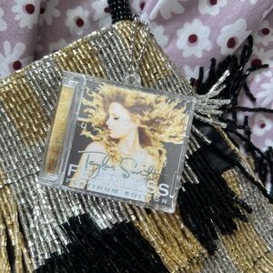Taylor Swift Fearless Mini Album Keychain